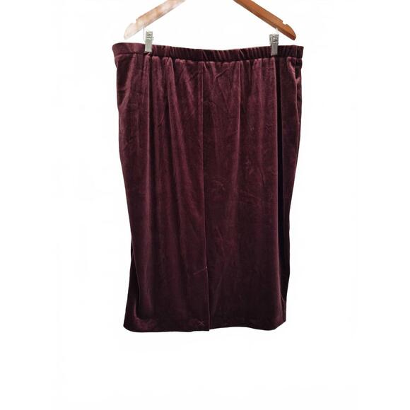 Cato Ladies Eggplant Purple Velvet Velour Pull On Straight Skirt - Picture 1 of 5